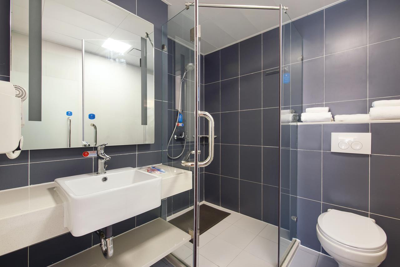 Hanting Hotel Shanghai Chunsha Jinhui Plaza Extérieur photo
