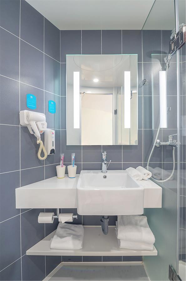 Hanting Hotel Shanghai Chunsha Jinhui Plaza Extérieur photo